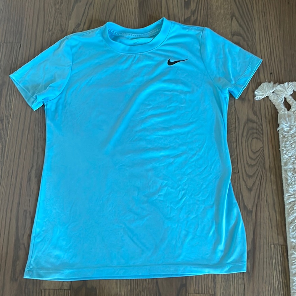 Blue, Women’s XS, Nike T-shirt